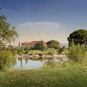 Wine & Golf Hotel